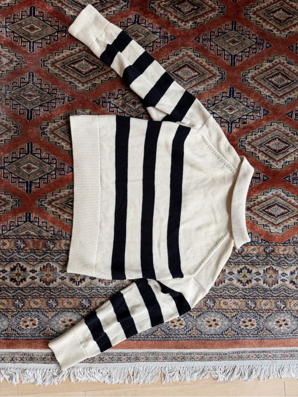 Velvet Striped polo Sweater - Picture 3 of 5